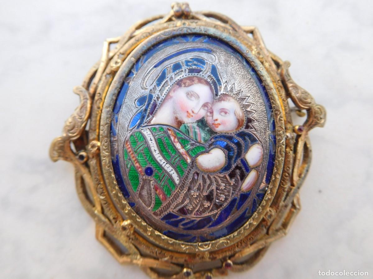 Joyeria: Broche antiguo con esmalte de virgen con ni&ntilde;o - Foto 3
