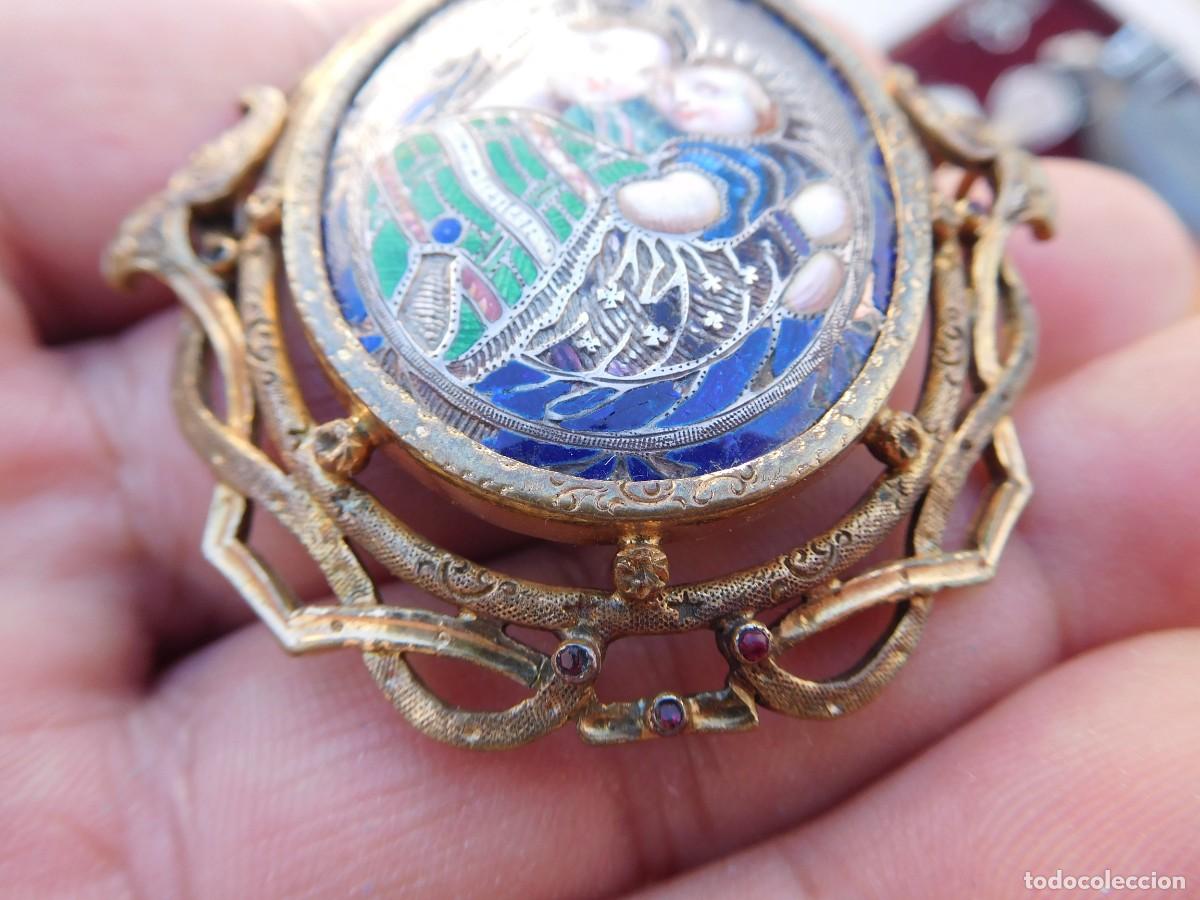 Joyeria: Broche antiguo con esmalte de virgen con ni&ntilde;o - Foto 7