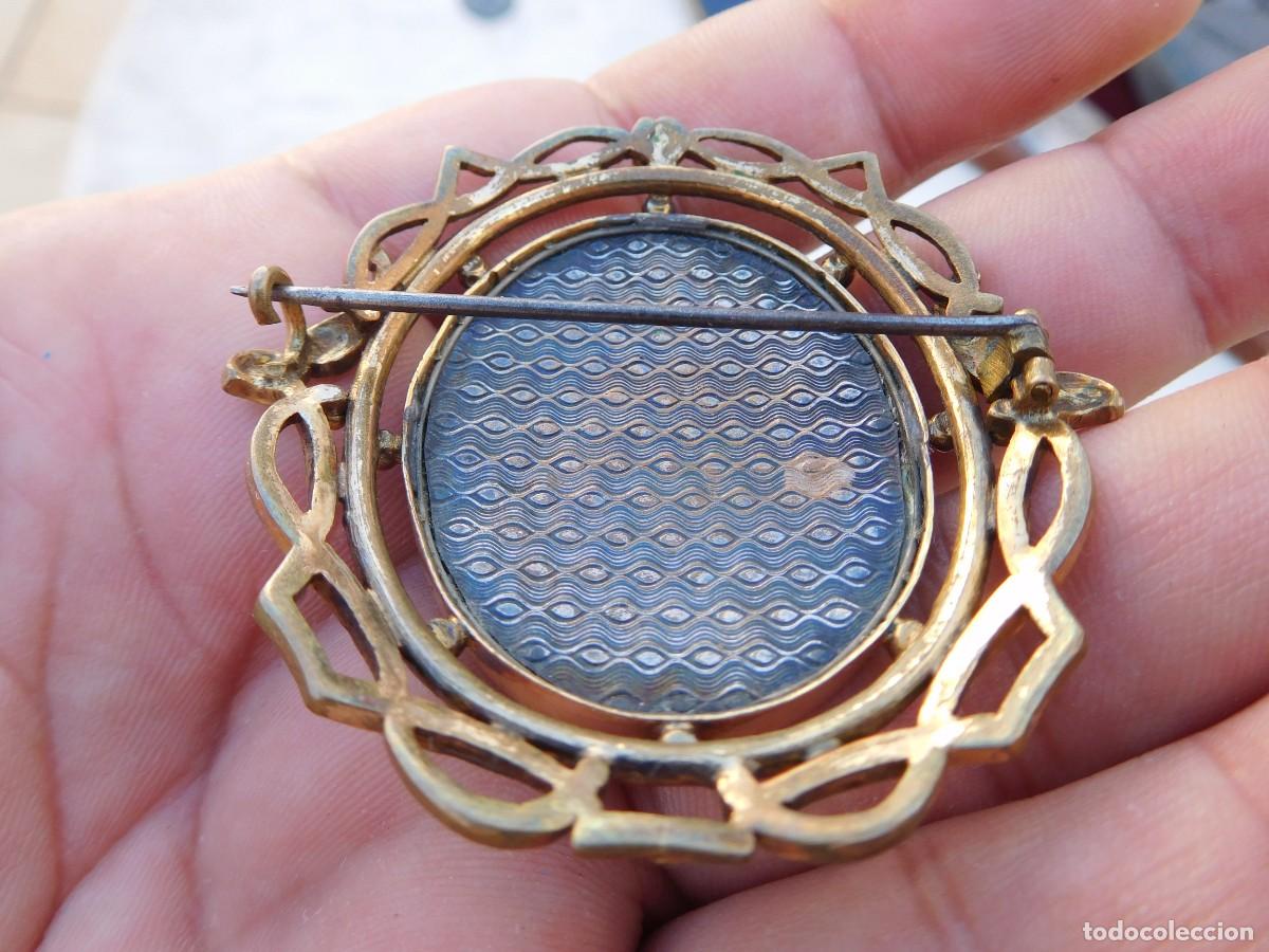 Joyeria: Broche antiguo con esmalte de virgen con ni&ntilde;o - Foto 14