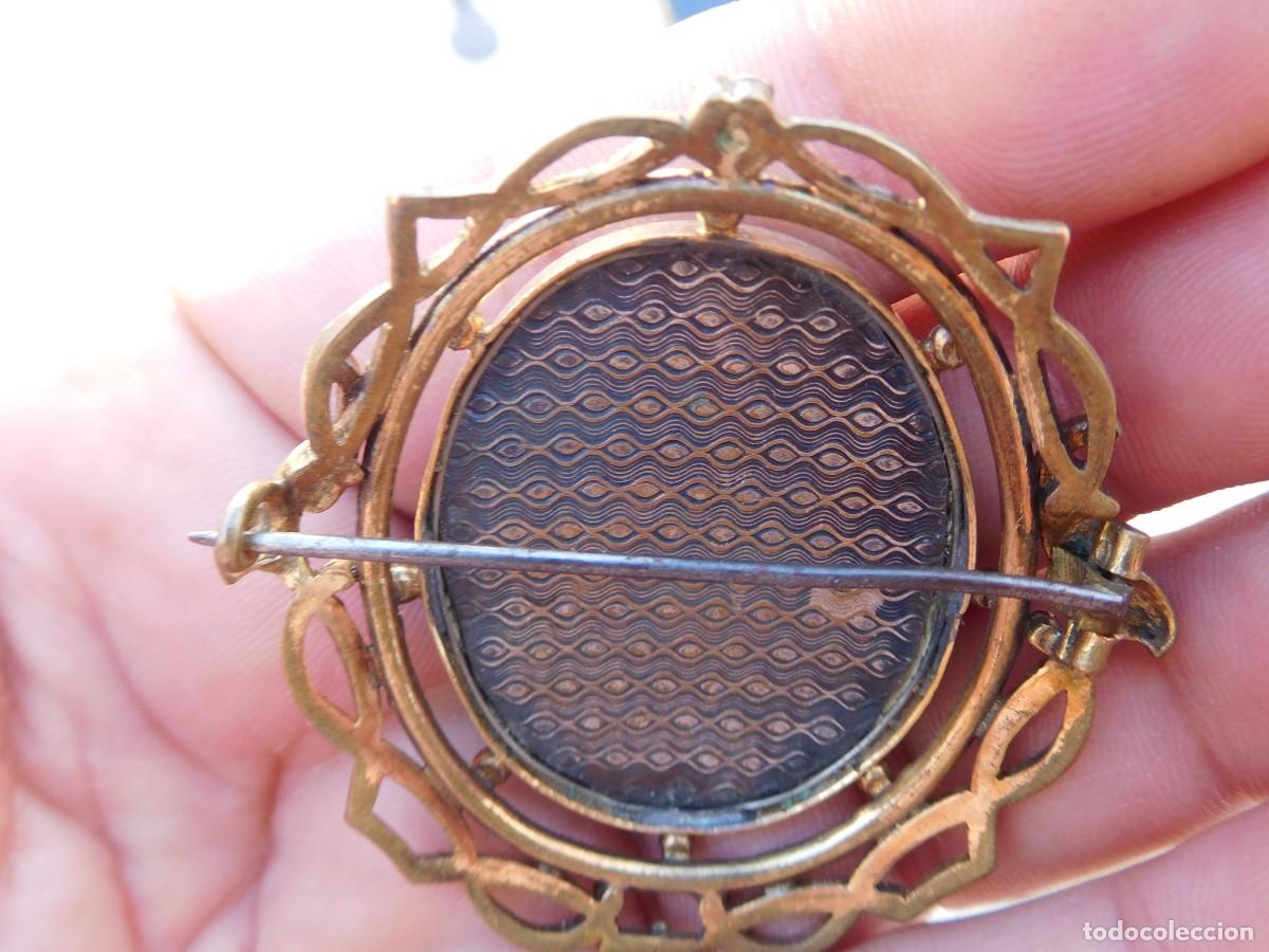 Joyeria: Broche antiguo con esmalte de virgen con ni&ntilde;o - Foto 15