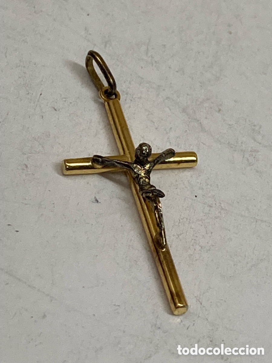 Joyeria: Cruz de plata religiosa C622