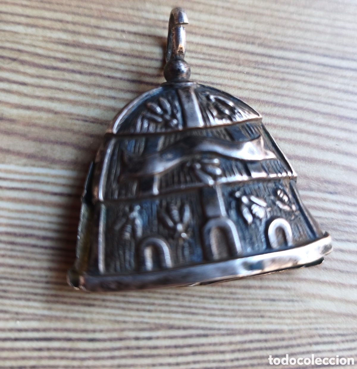 Joyeria: Bonita campana antigua