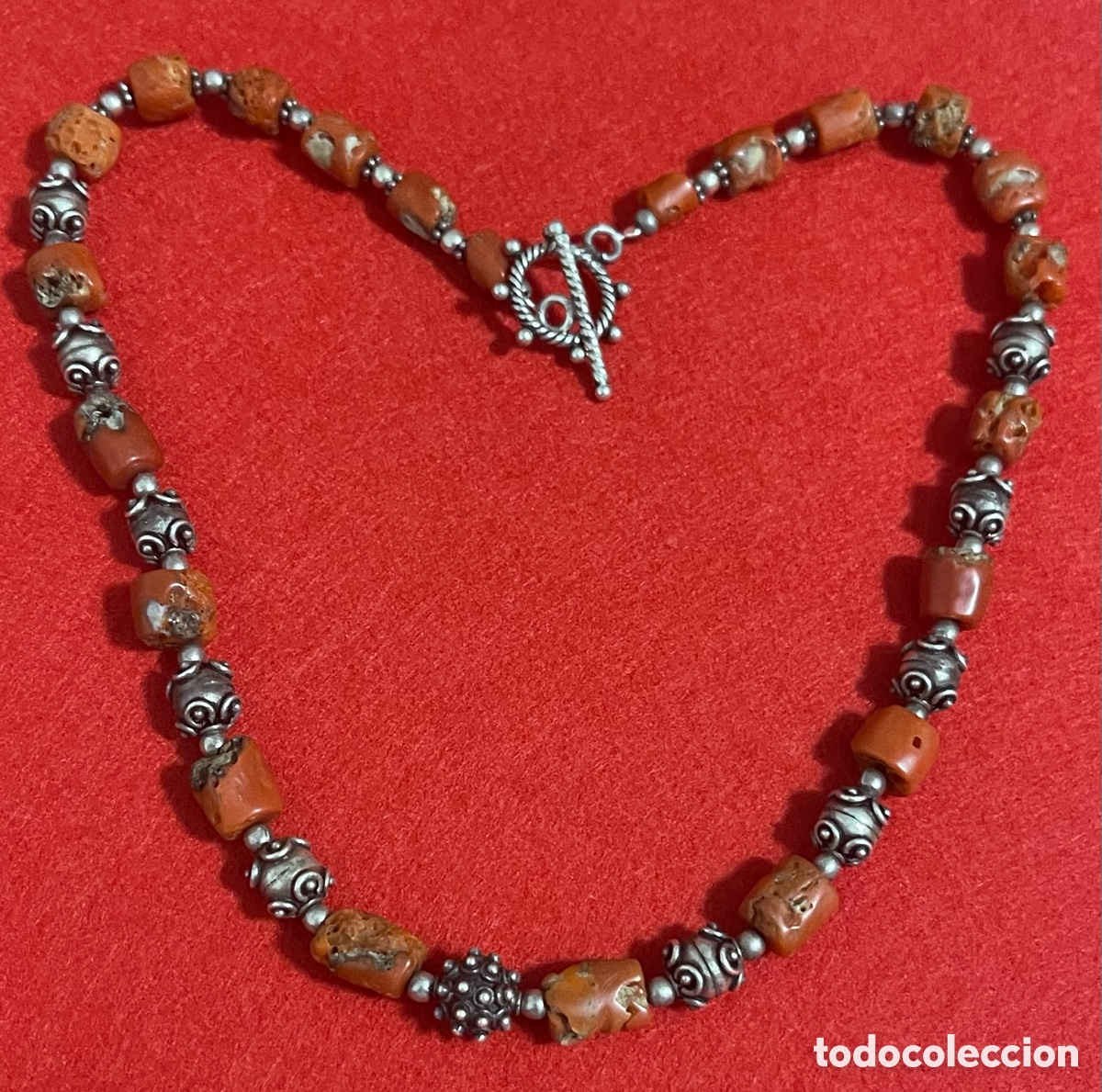 Joyeria: Bell&iacute;simo collar, gargantilla en plata de ley y Coral. - Foto 1