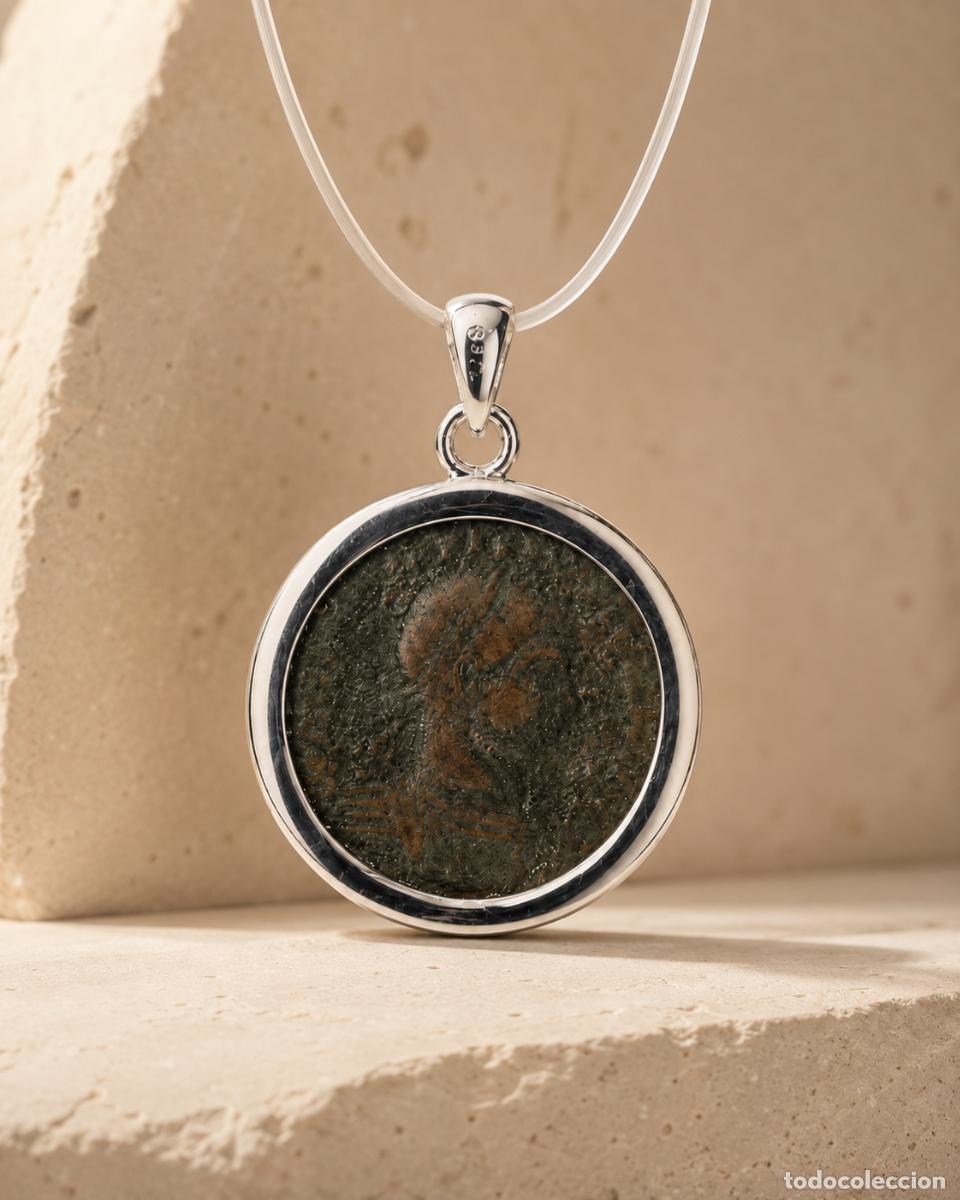 Joyeria: Colgante con follis romano original del siglo IV en plata