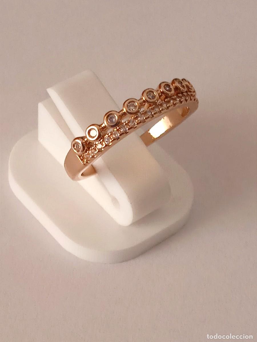 Joyeria: ANILLO SORTIJA CON PIEDRAS ZIRCONITAS. - Foto 1