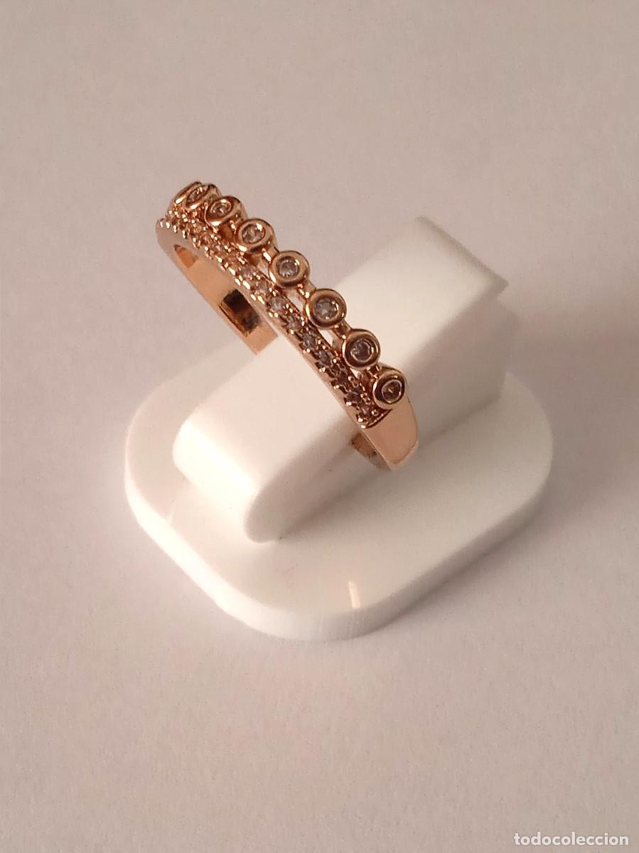 Joyeria: ANILLO SORTIJA CON PIEDRAS ZIRCONITAS. - Foto 2