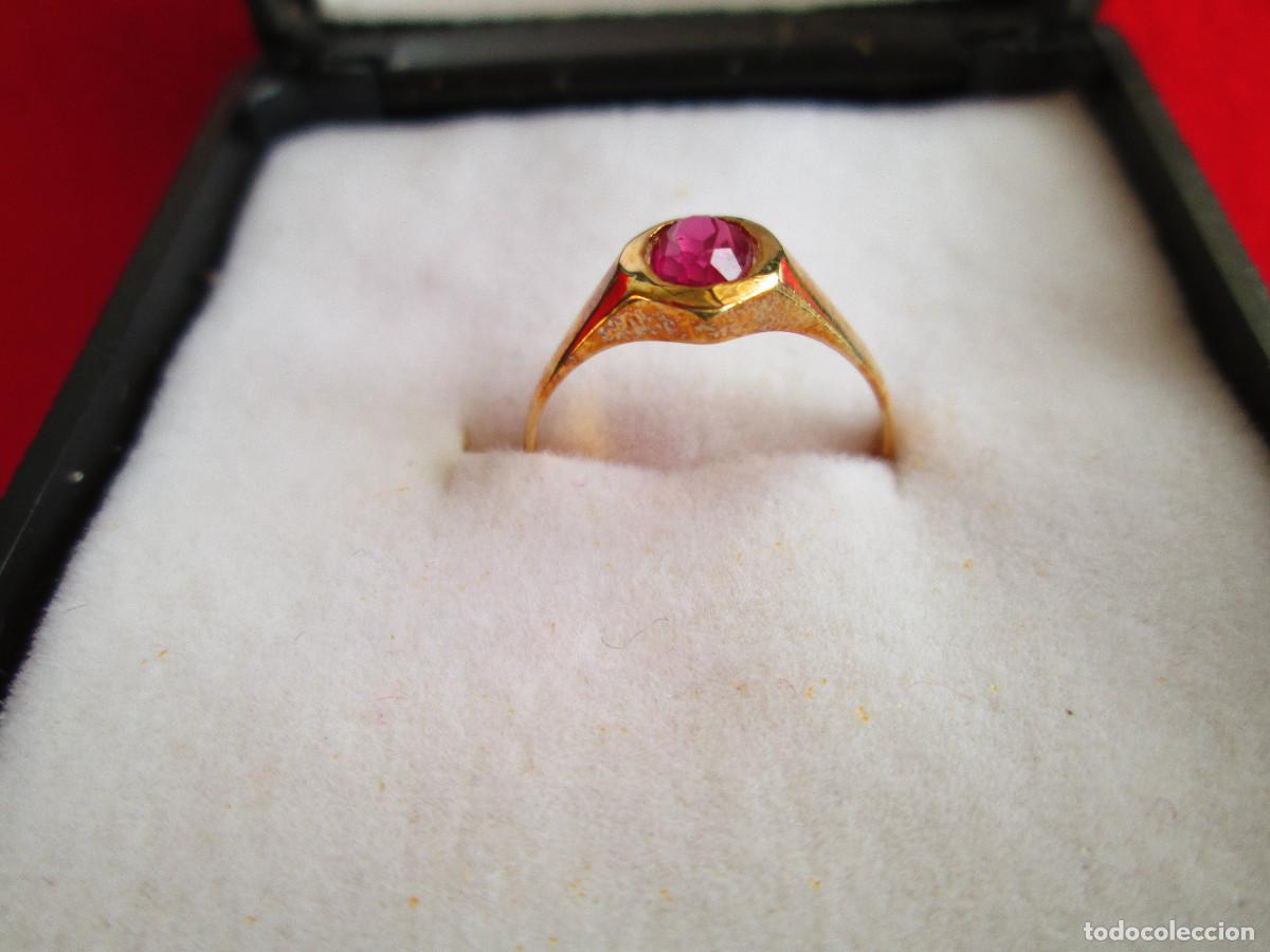 Joyeria: ANILLO DE ORO INFANTIL DE 18 KLTS. CON PIEDRA ROJO RUBI - SIN ESTRENAR - PARA COLGAR EN CADENA