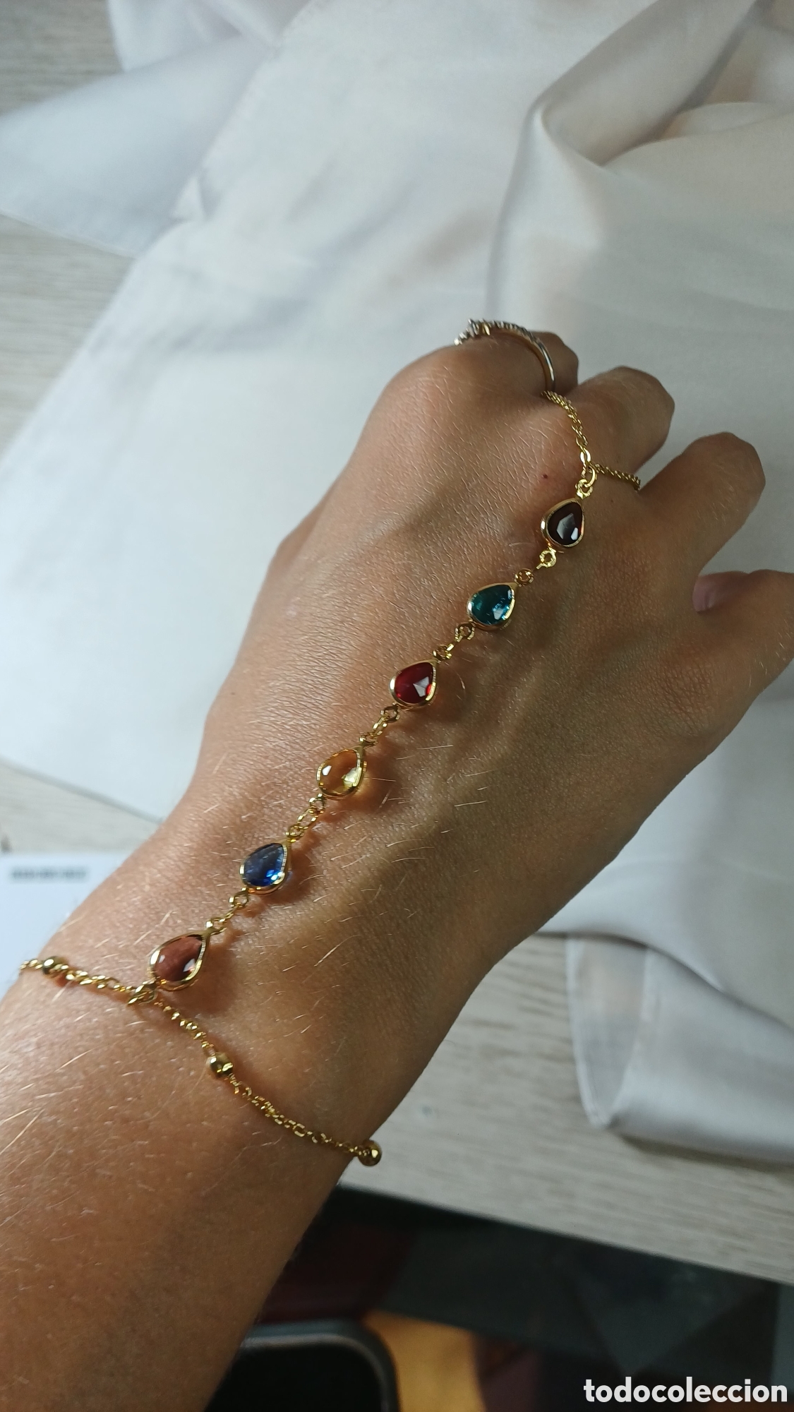 Joyeria: Brazalete Vintage Chapado Oro 18 k y Cristales Colores