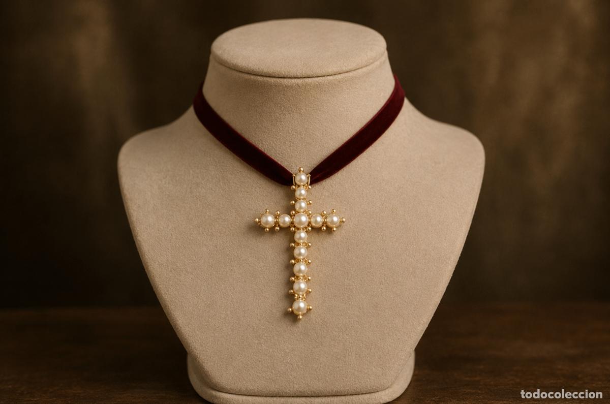 Joyeria: ORO LEY 18K &middot; IMPECABLE CRUZ COLGANTE VINTAGE DE 3.6 CM CON PERLITAS NATURALES. PESO: 3.0 GRAMOS