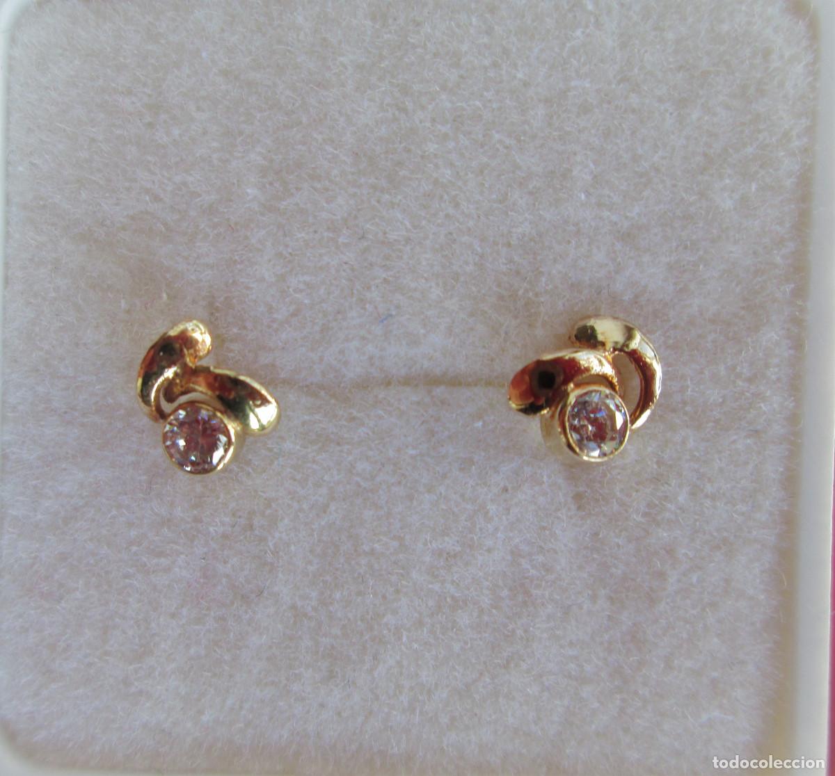 Jewelry: PENDIENTES DE ORO DE 18 KLTS. CON CIRCONITAS - CIERRE PRESION - SIN ESTRENAR