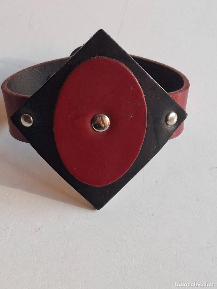 Joyeria: JOYER&Iacute;A DE CUERO DE ESTILO G&Oacute;TICO - Foto 4