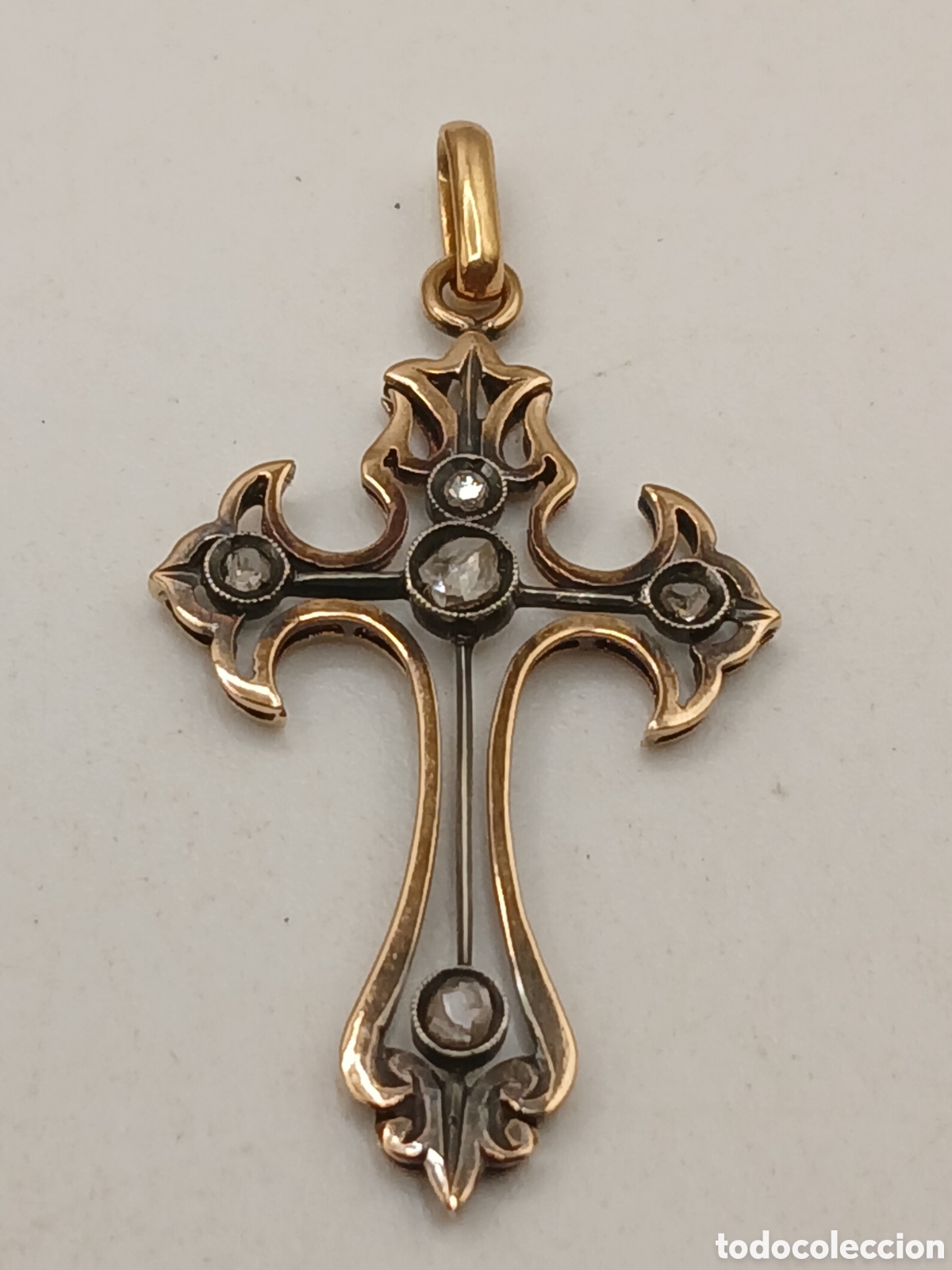 Joyeria: Antigua cruz colgante oro 18quilates y diamantes corte antiguo