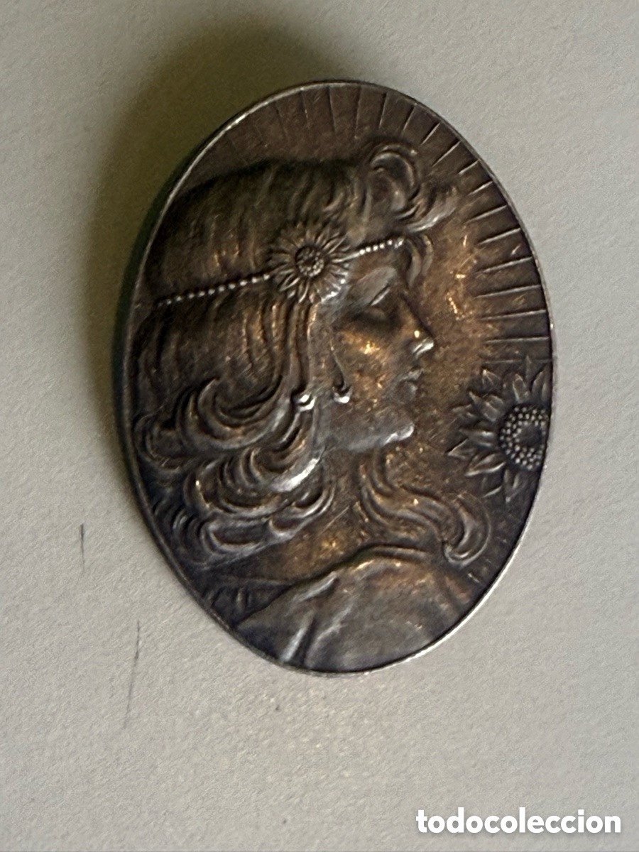 Gioielleria: Broche Modernista Art Nouveau Mujer con Girasol Relieve Plateado A&ntilde;os 1900