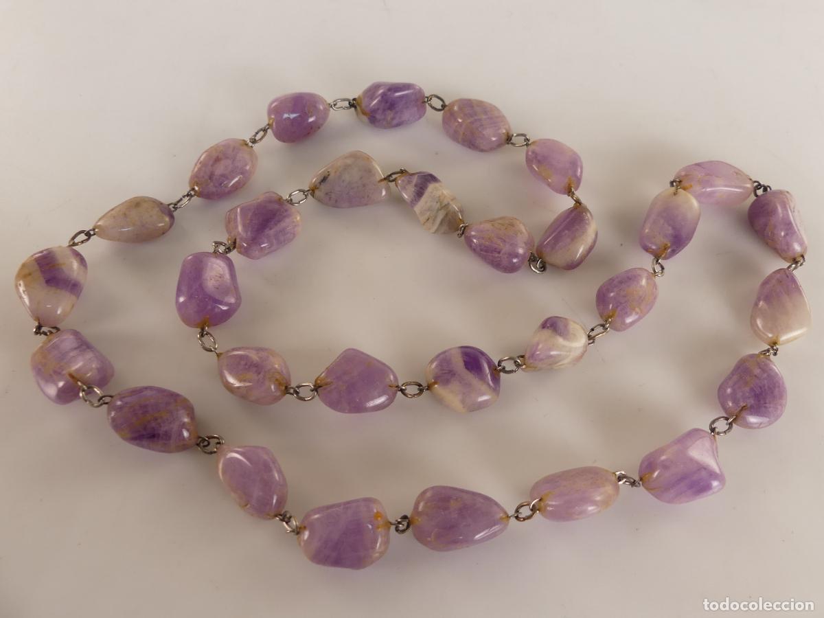 Joaillerie: Collar de Piedar de Color Morado