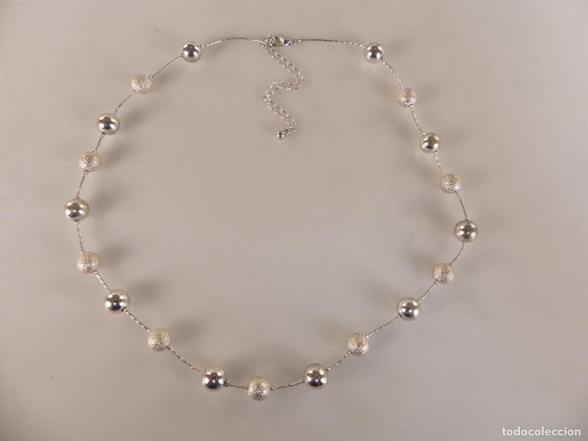 Joaillerie: Collar de Metal Plateado Cuentas