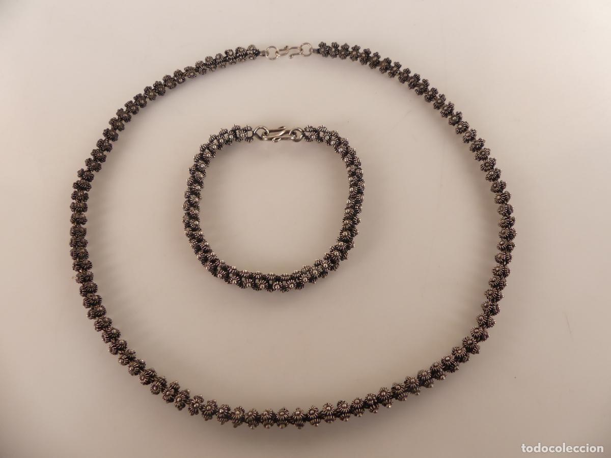 Joaillerie: Collar y Pulsera en Forma de Flores de Plata 58,16gr