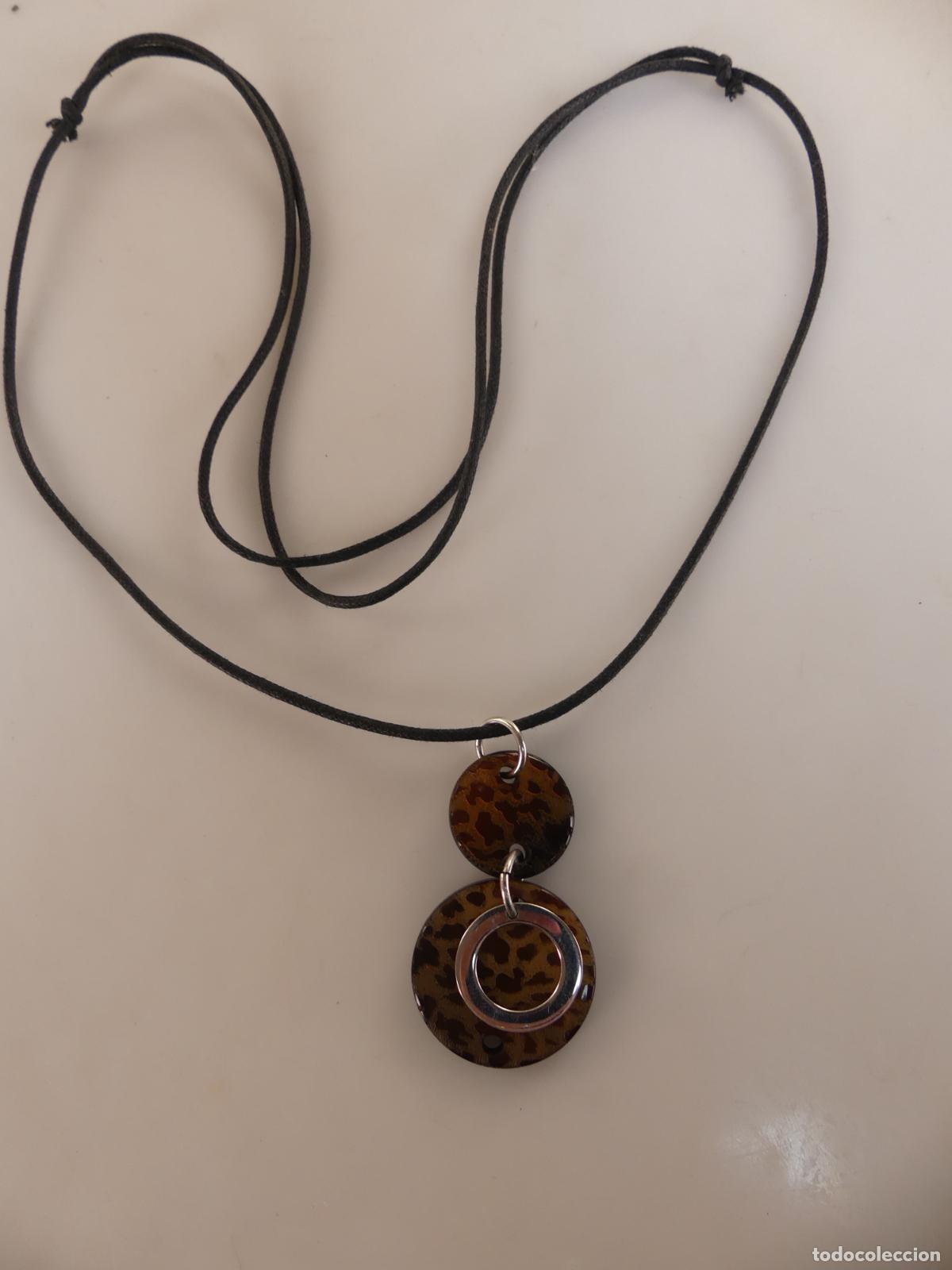 Joaillerie: Collar con Colgante Circulos Maron y de Metal 925