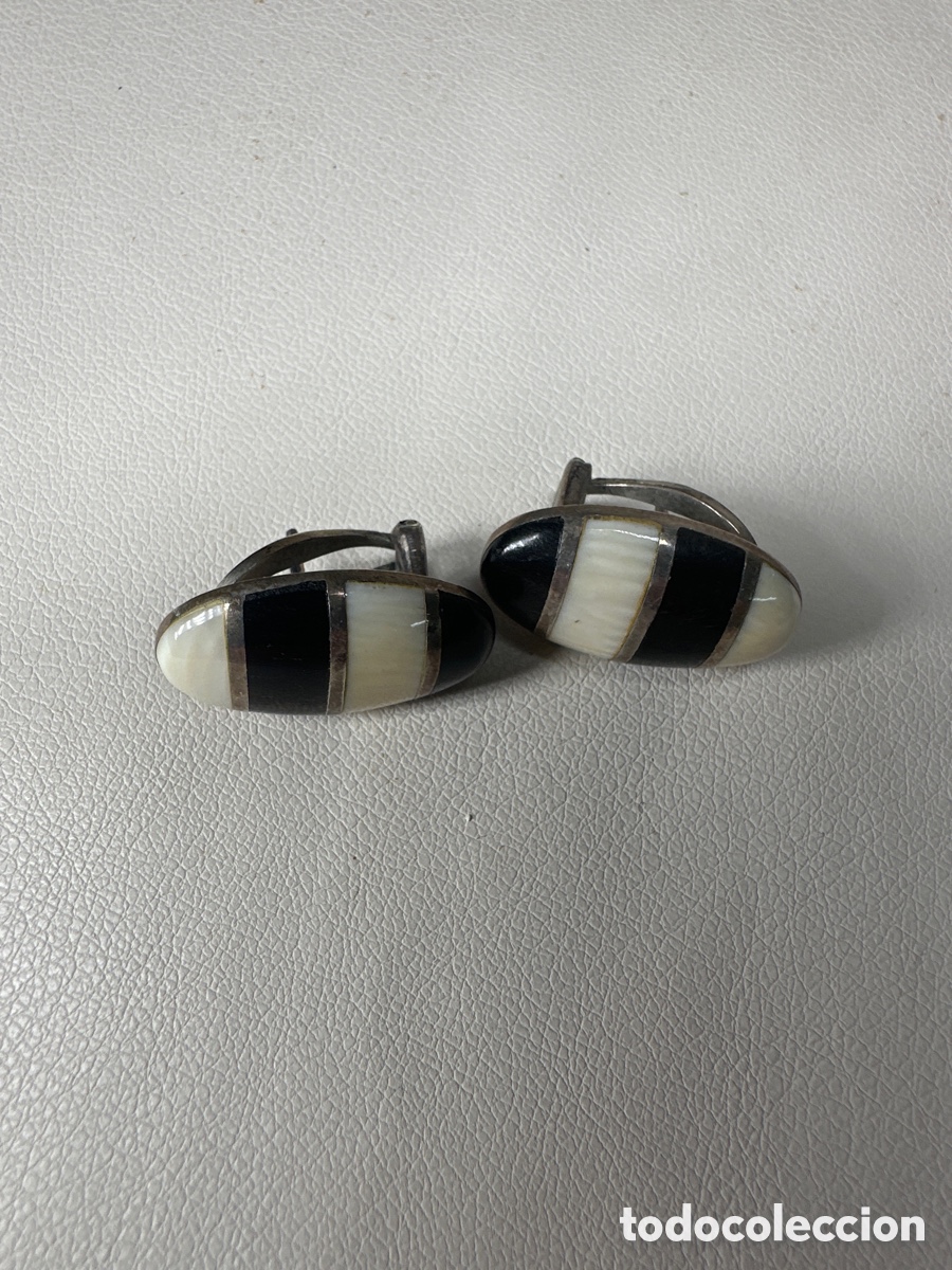 Joyeria: Pareja de pendientes de plata