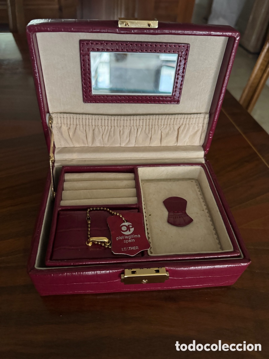 Joyeria: Joyero de piel roja con cierre dorado - Foto 4