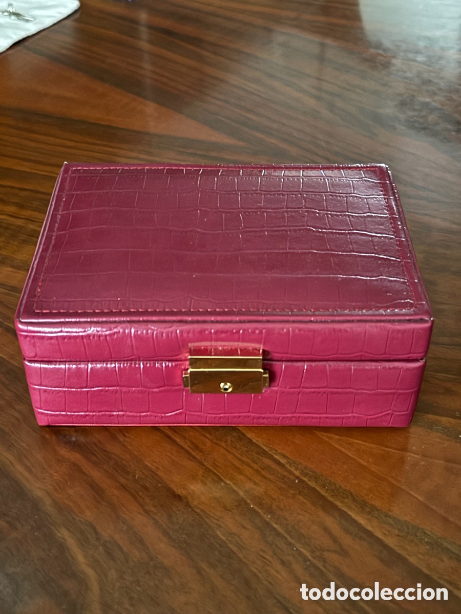 Joyeria: Joyero de piel roja con cierre dorado - Foto 1