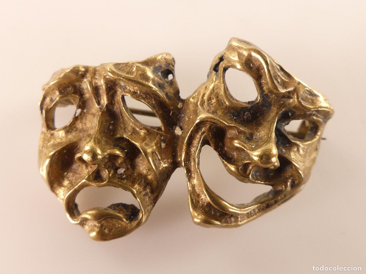 Jewelry: Broche Mascara Dorado Italia