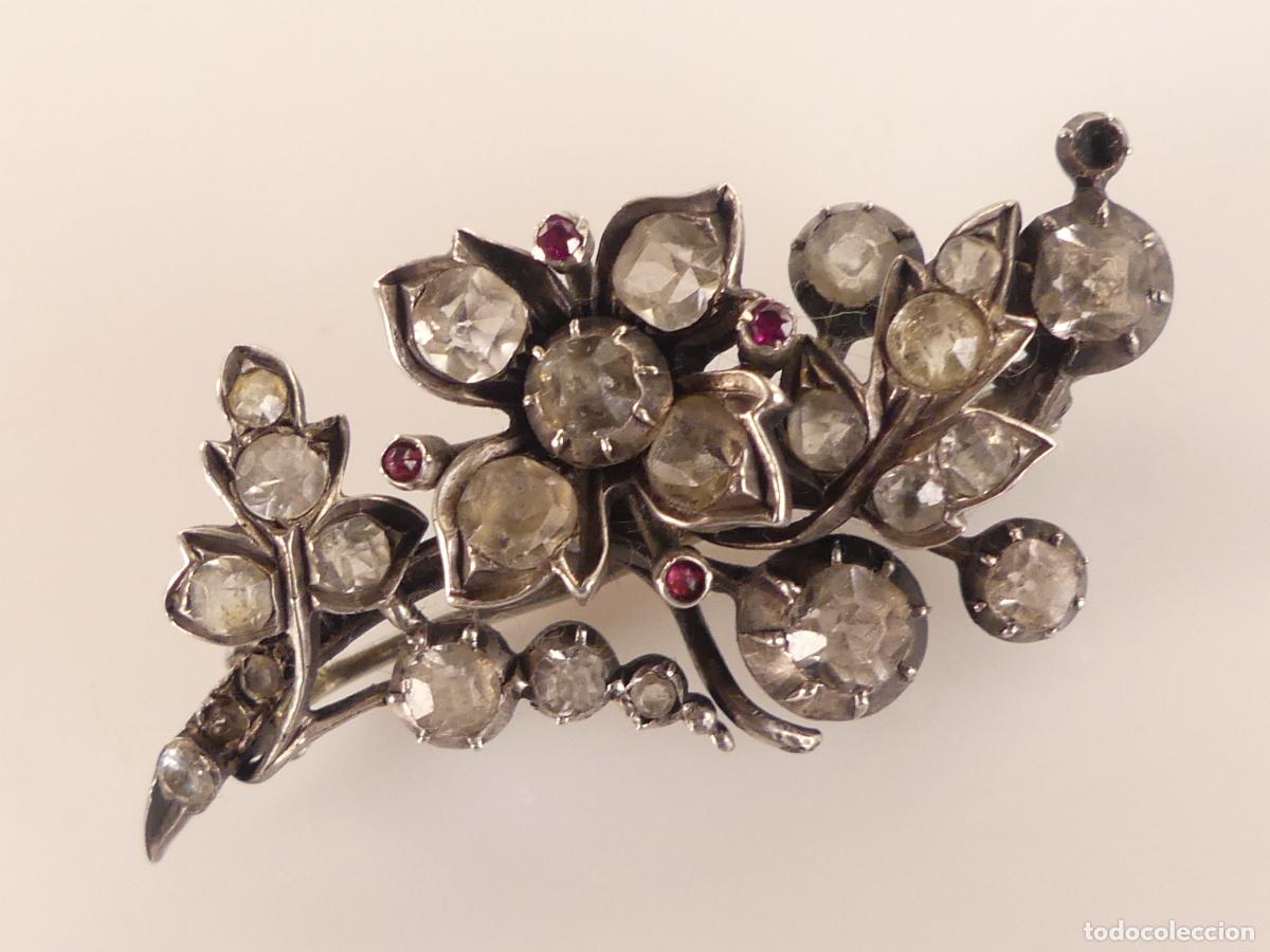 Jewelry: Broche Floral Adorno Blancos y Morados
