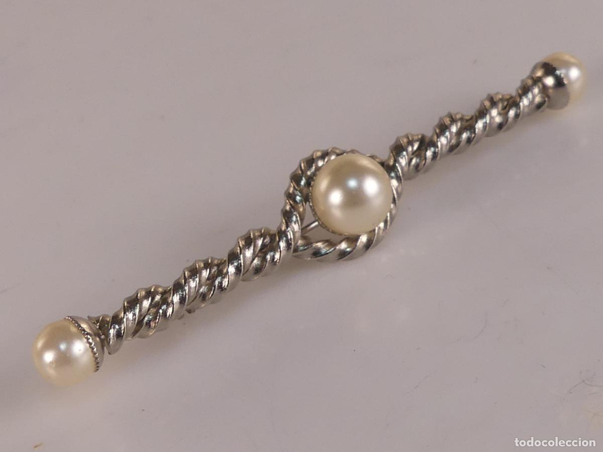 Jewelry: Broche Elegante Metal Plateado Adorno de Perla