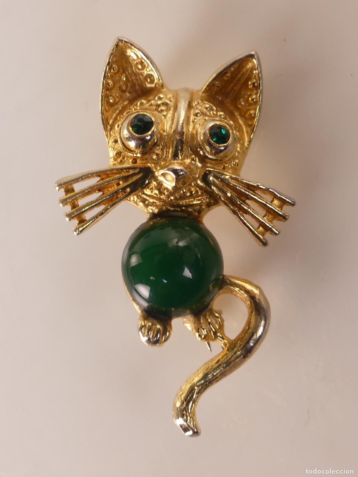 Jewelry: Broche Gato Metal Dorado Adorno Verde
