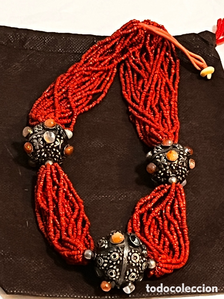 Joyeria: Collar de corales y bolas con pedrer&iacute;a - Foto 1