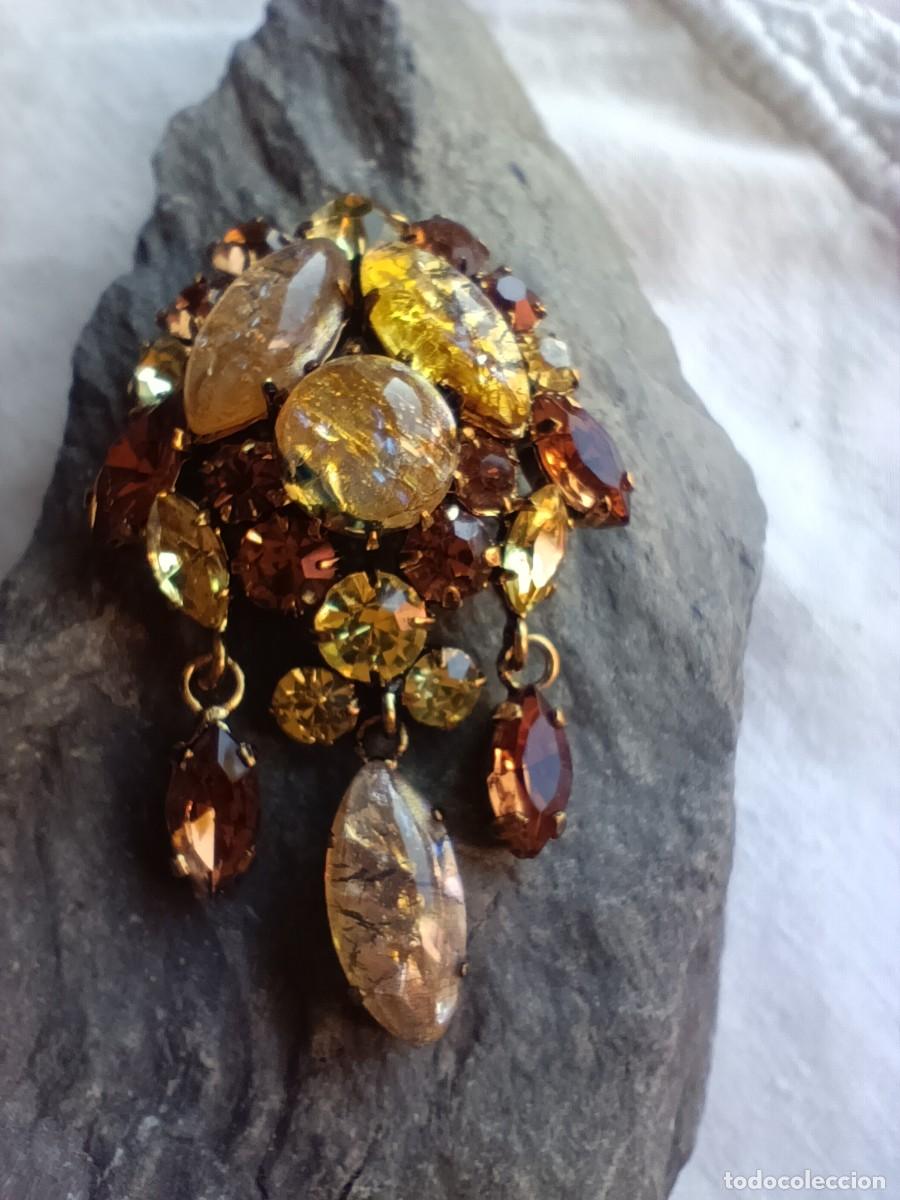 Joalharia: Broche Vintage A&ntilde;os 50/60 con Colgantes - Cristales &rdquo;Easter Egg&rdquo; (Huevo de Pascua) y Strass &Aacute;mbar