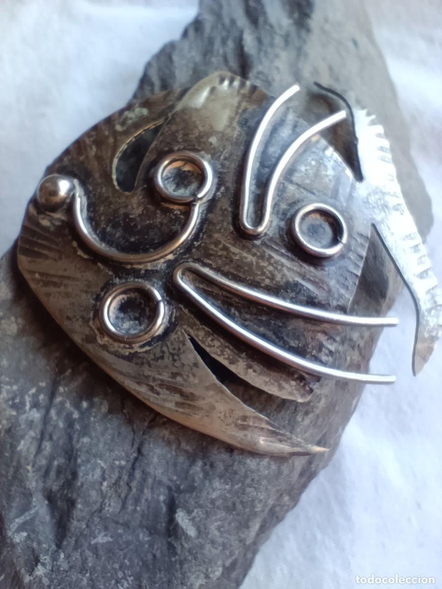 Joyeria: Broche Vintage de Autor A&ntilde;os 50/60 - Dise&ntilde;o Pez Abstracto Modernista - Estilo Brutalista / Mid-Centu