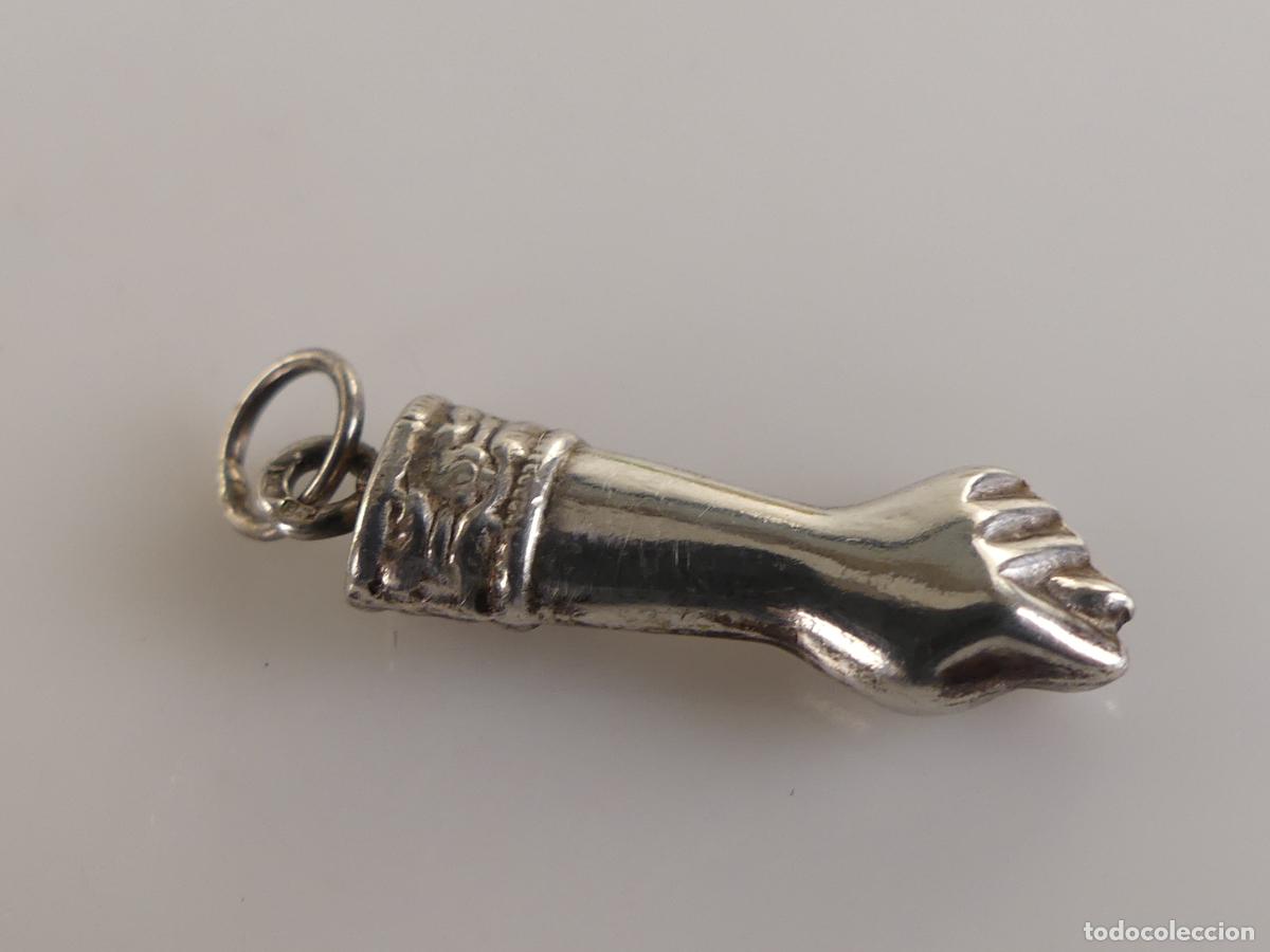 Jewelry: Colgante de Plata Antigua Mano 0,95 gr