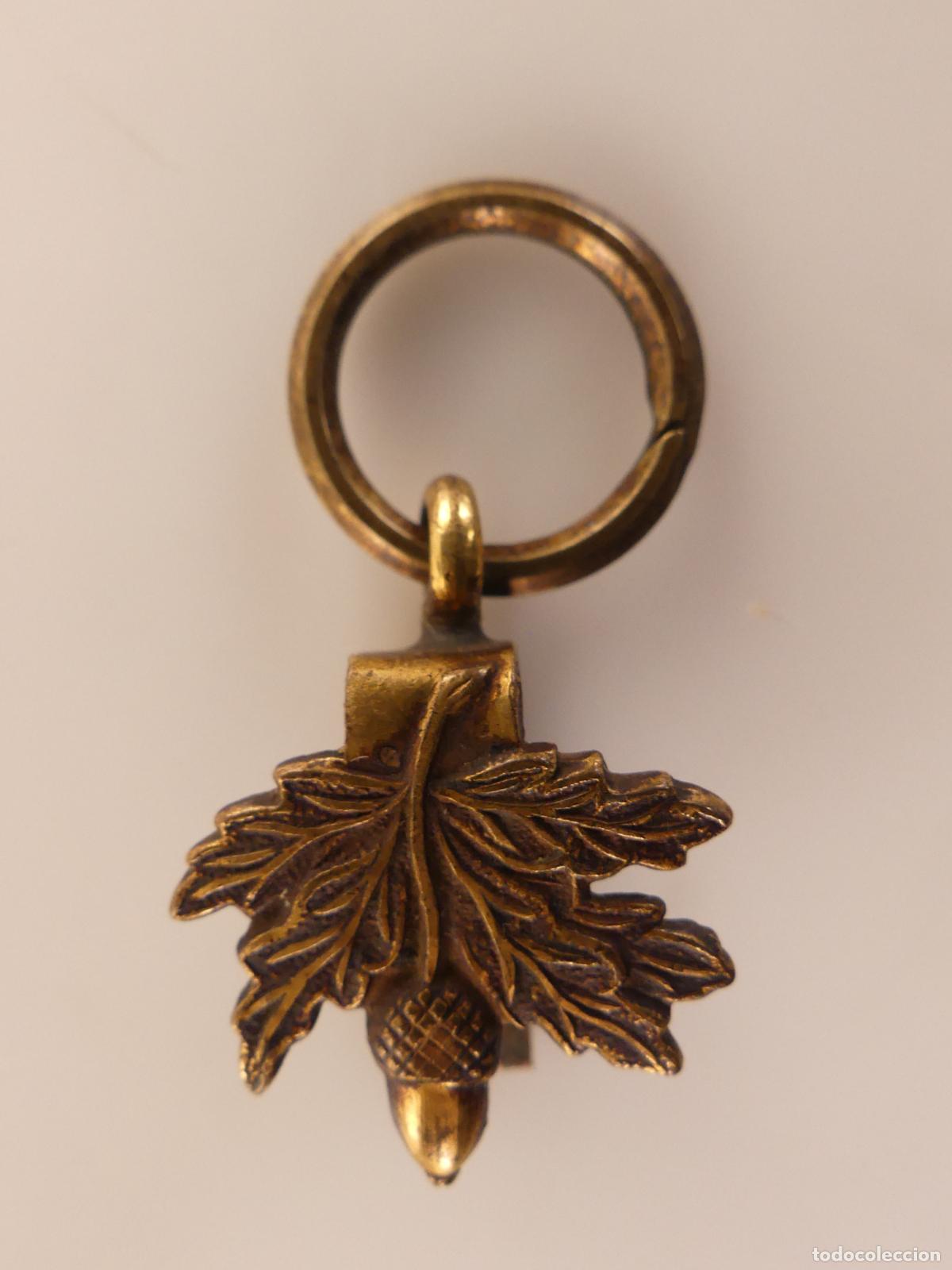 Jewelry: Colgante Bellota Con Hoja Bronceado