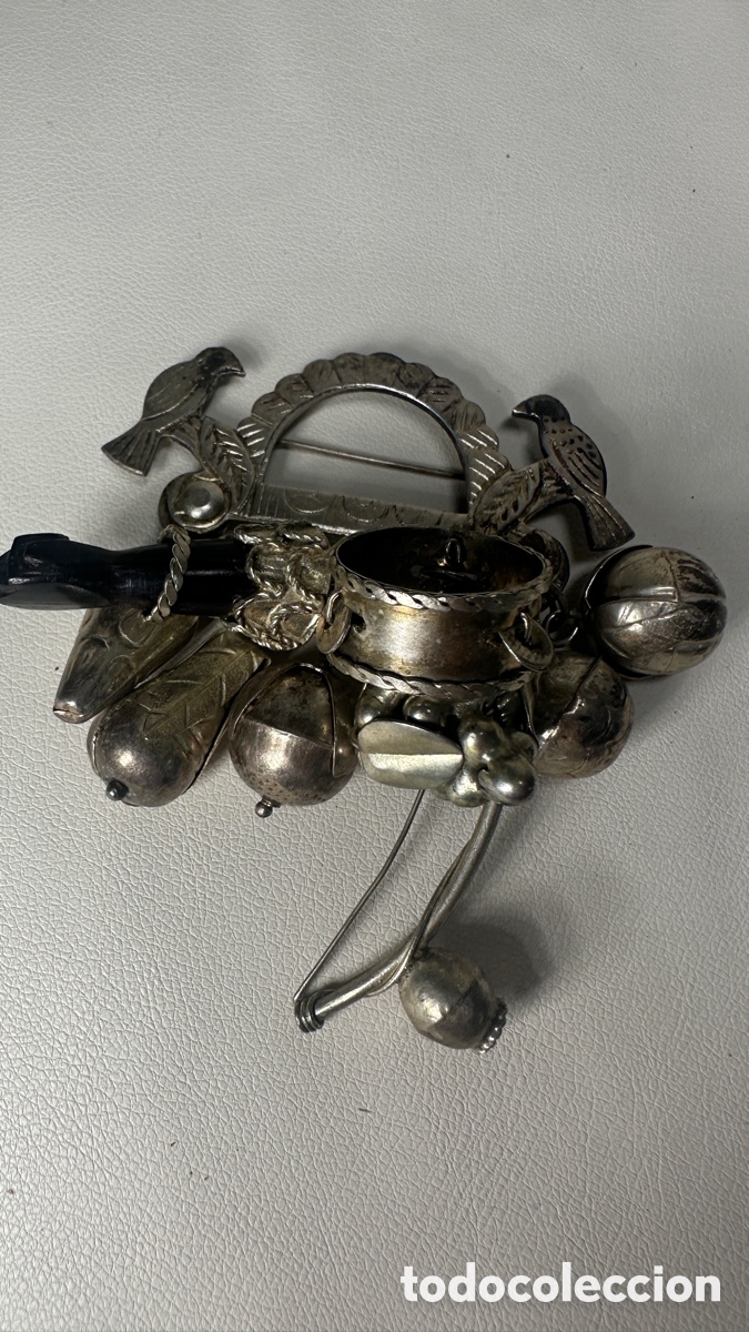 Jewelry: BROCHE BRASILE&Ntilde;O DE PLATA BAJA, AMULETO. AG 900