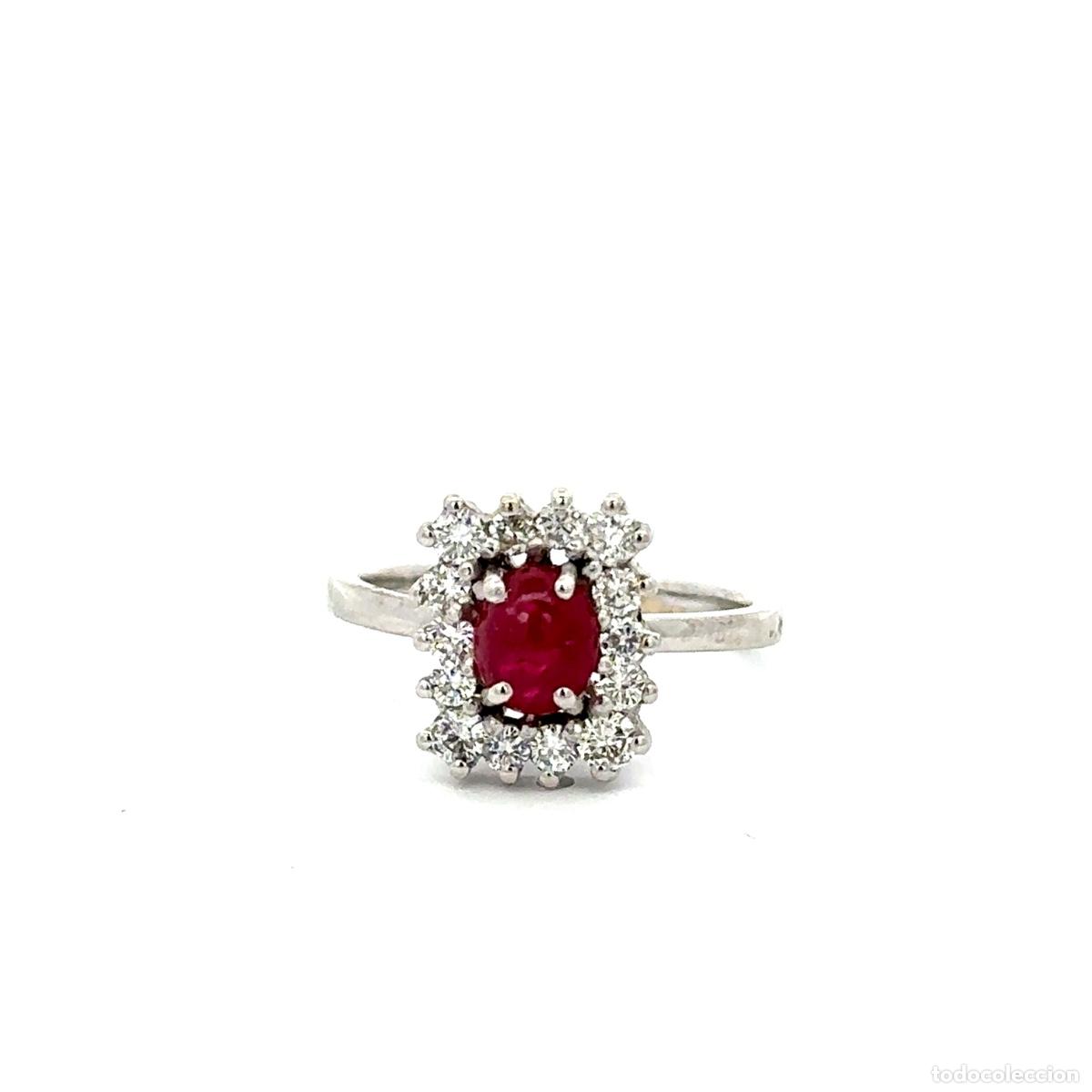 Joyeria: Anillo Imperial Rub&iacute; Royale en Oro Blanco y Diamantes