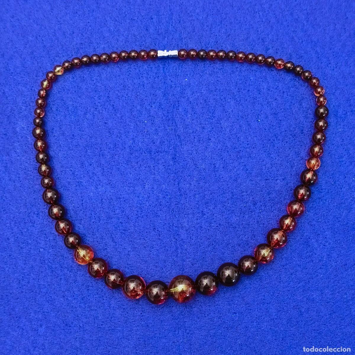 Joaillerie: COLLAR CON BOLAS DEGRADE DE RESINA O AMBAR SINTETICO ?? DORADO. MED. 50 CMS