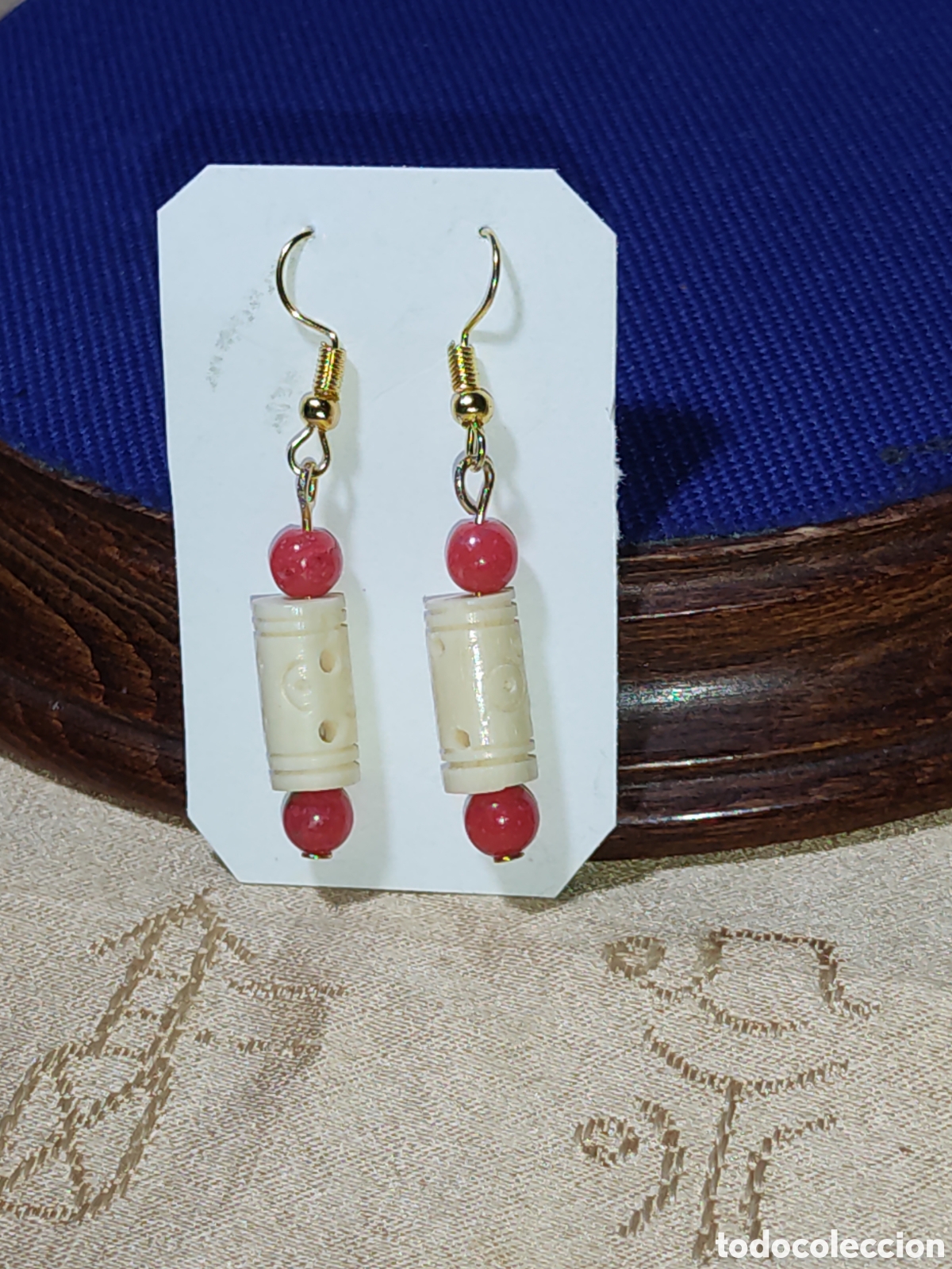 Joyeria: Pendientes de hueso tallado.Vintage. - Foto 1