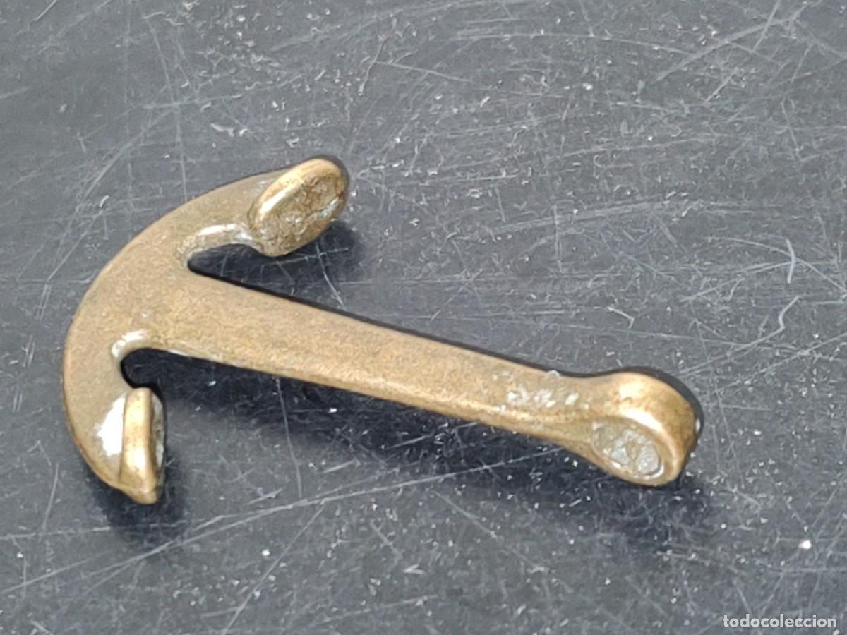 Joyeria: A5- Antiguo Dije De Bronce En Forma De Ancla - 70s - Foto 7