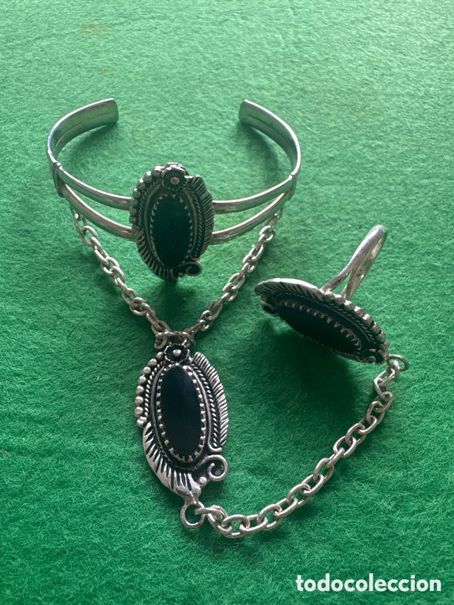 Joyeria: Conjunto pulsera, colgante y anillo en metal plateado (A5)