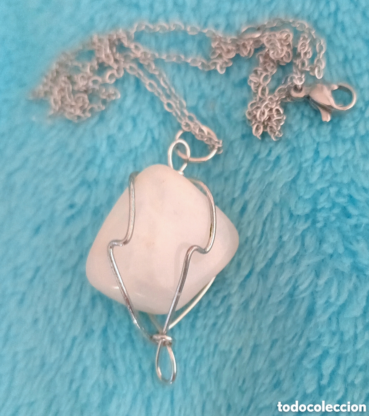 Jewelry: Original colgante de cuarzo blanco, piedra lunar irregular (2cm y 3cm con capsula) + cadena plateada