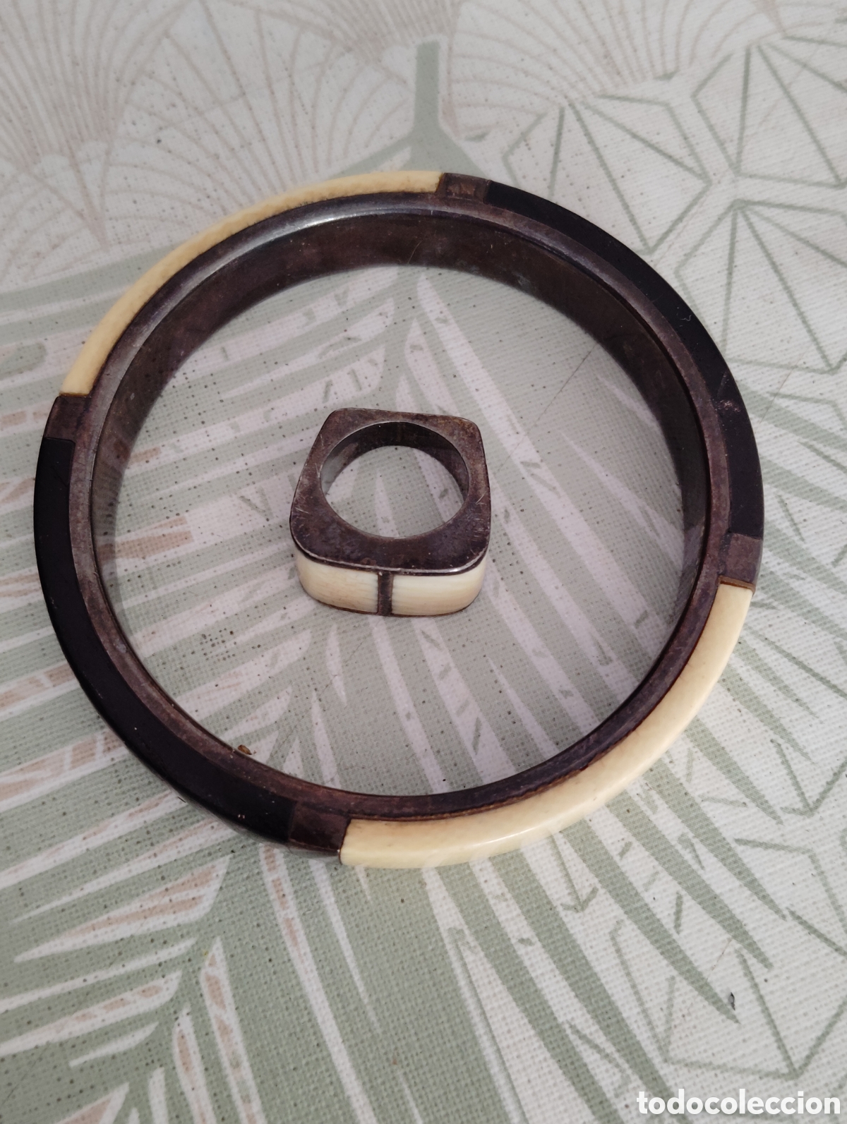 Joyeria: Pulsera y anillo de plata antiguo
