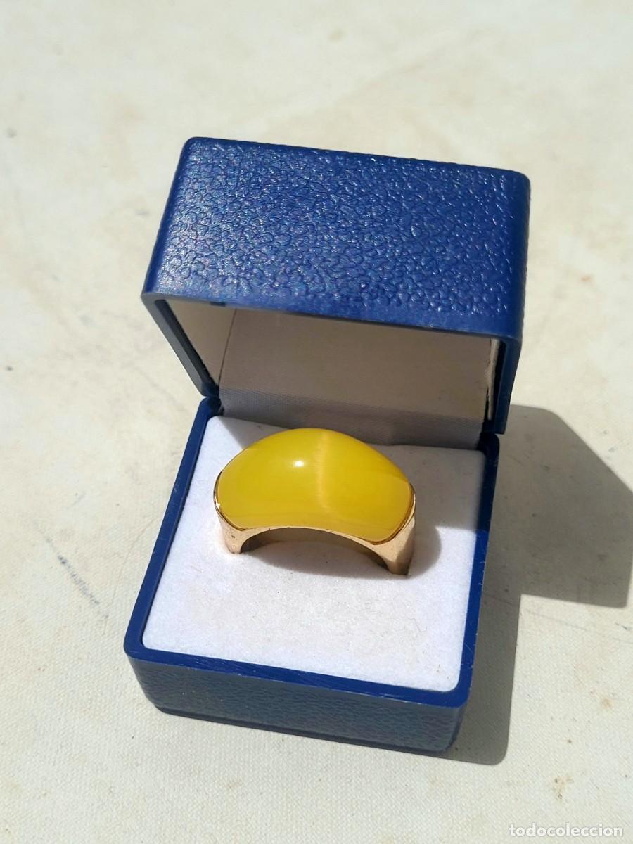 Joyeria: Anillo macizo chapado en oro, talla 19 (mm)