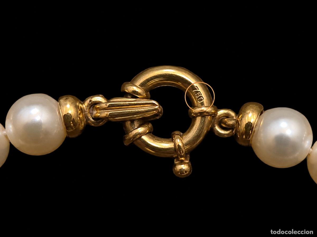 Joaillerie: Elegante collar de perlas cultivadas con medall&oacute;n y cierre en oro de 18K (750) &ndash; Joya vintage