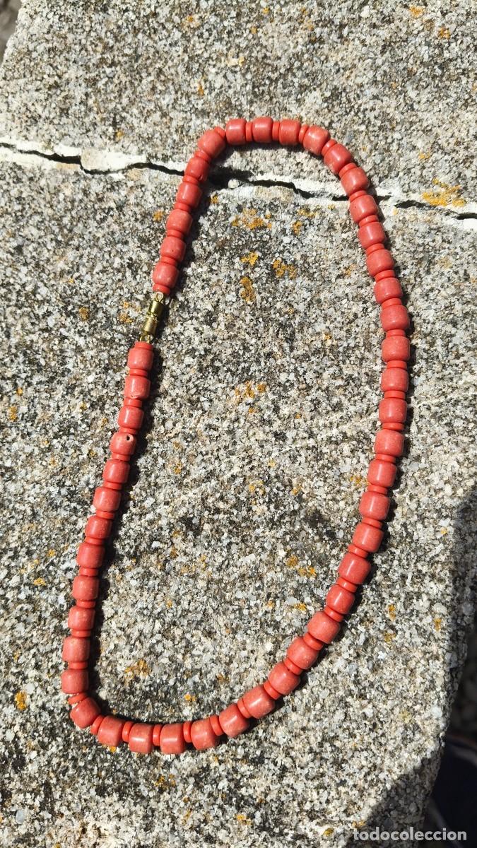 Joyeria: Collier vintage ano 70 corail &eacute;tat neuf