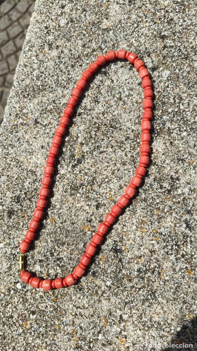 Joyeria: Collier vintage ano 70 corail &eacute;tat neuf
