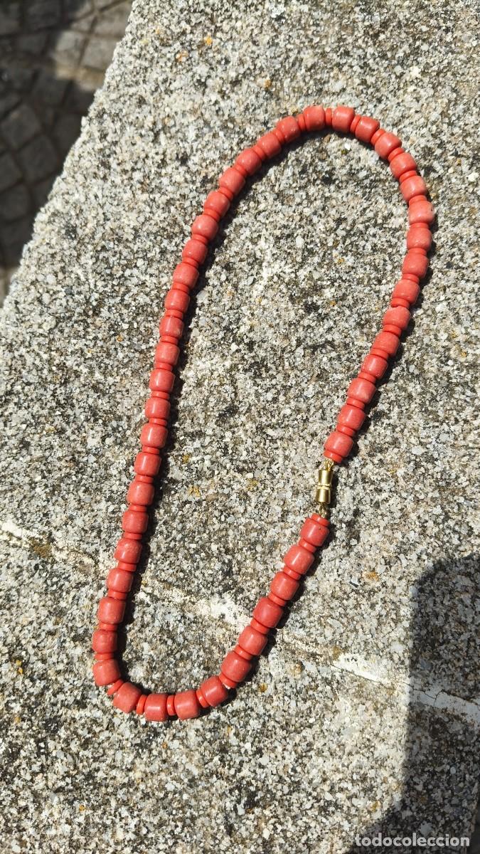 Joyeria: Collier vintage ano 70 corail &eacute;tat neuf