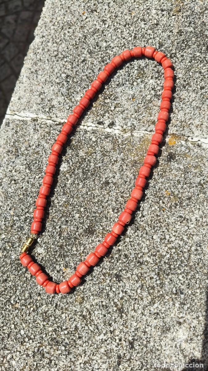 Joyeria: Collier vintage ano 70 corail &eacute;tat neuf