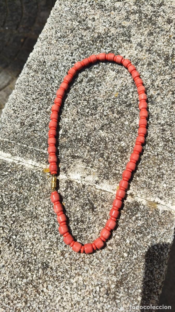 Joyeria: Collier vintage ano 70 corail &eacute;tat neuf