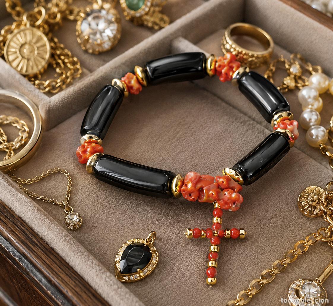 Gioielleria: PULSERA VINTAGE CON UNA CRUZ COLGANTE. CORAL NATURAL ROJO Y EBONITA. TORRE DEL GRECO.