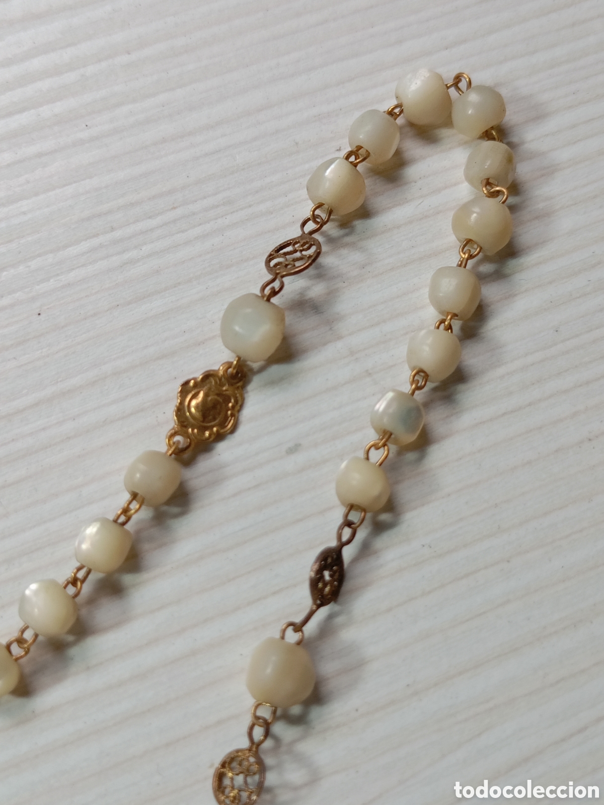 Jewelry: Antigua gargantilla de cuentas de N&aacute;car